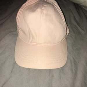 Keps hon  - Keps för hennes rosa