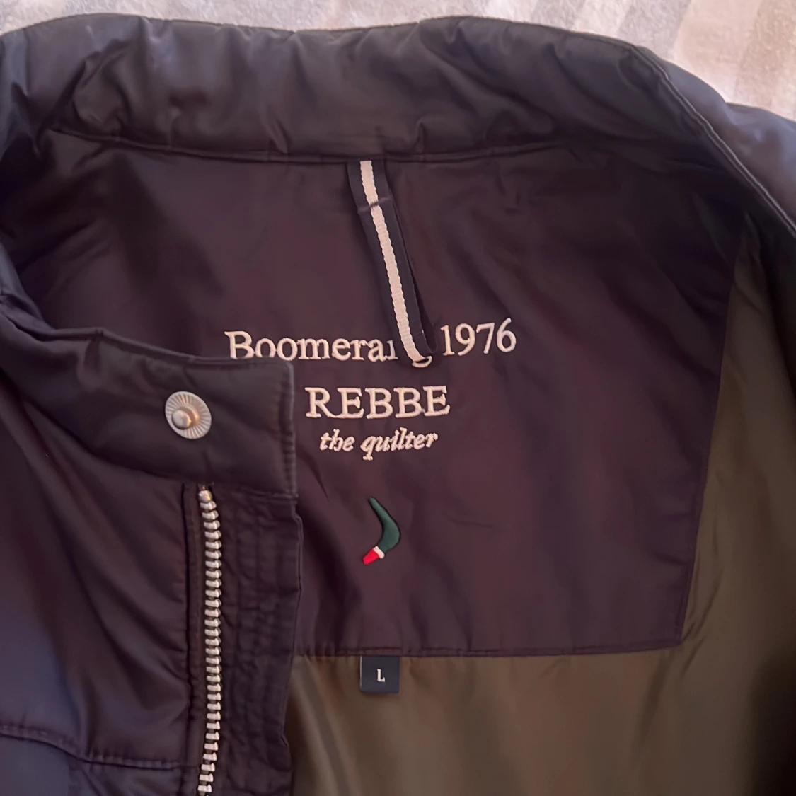 Bomberjacka, boomerang - 93