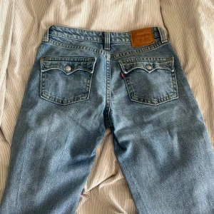 Levis jeans - Superfina Levis jeans, aldrig använda. Nypris 1500kr