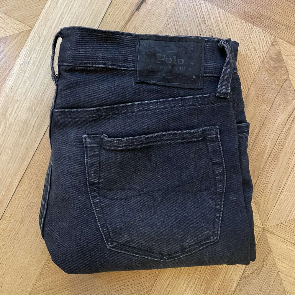 Säljer nu dessa Ralph Lauren jeans från Denim supply | Storlek 31 ungefär | Skick 9/10. Jeans & Byxor.