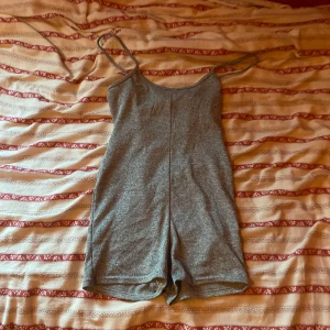 Bodysuit - Väldigt bra från SHEIN 