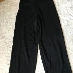 Yoga pants - Snygga yoga pants från stadium. Passar mig i Xs/s