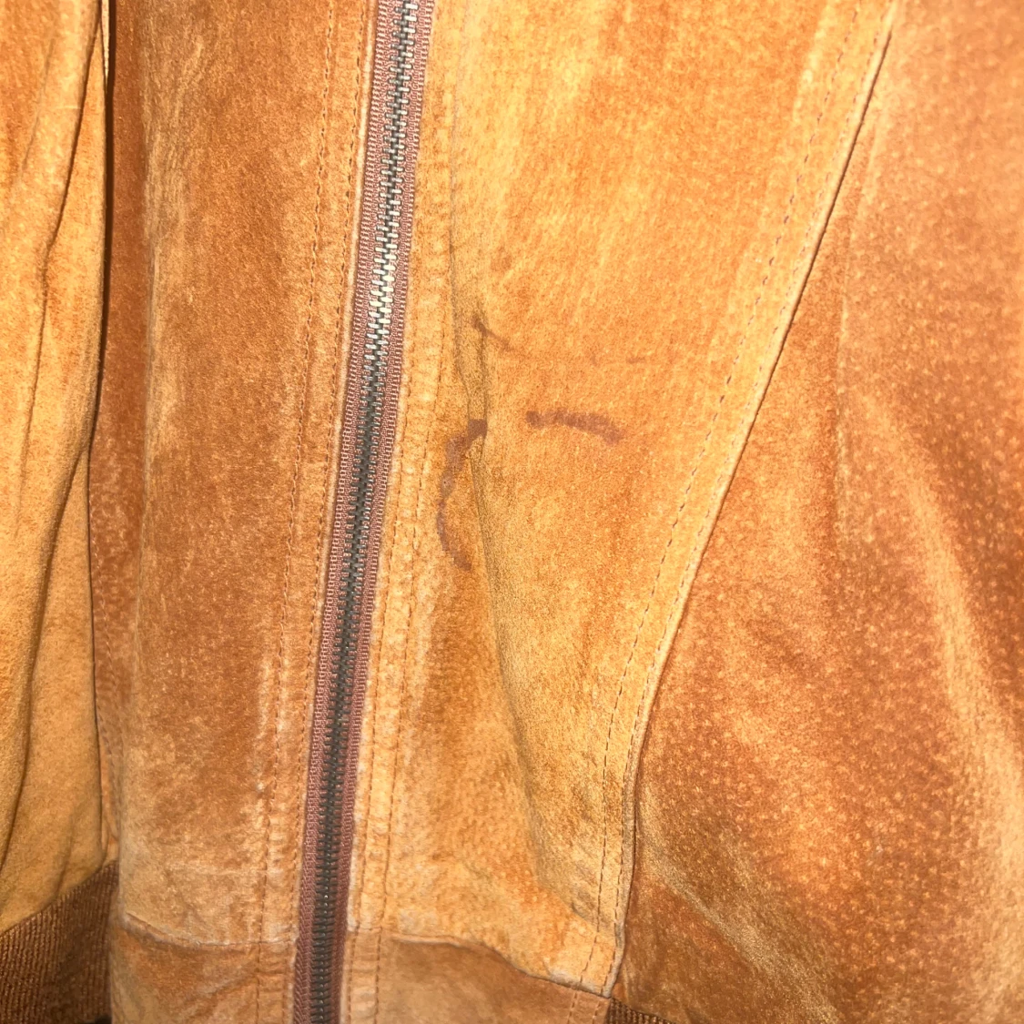 Mocka/skinn jacka i brunt  - 92