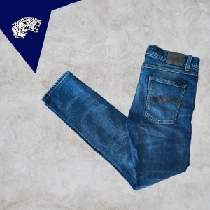 NUDIE LEAN DEAN - Nudie jeans Lean Dean | Skick: 9/10 | Strl W28 L32 | Modellen är 182cm | Hör av dig om du undrar någonting!