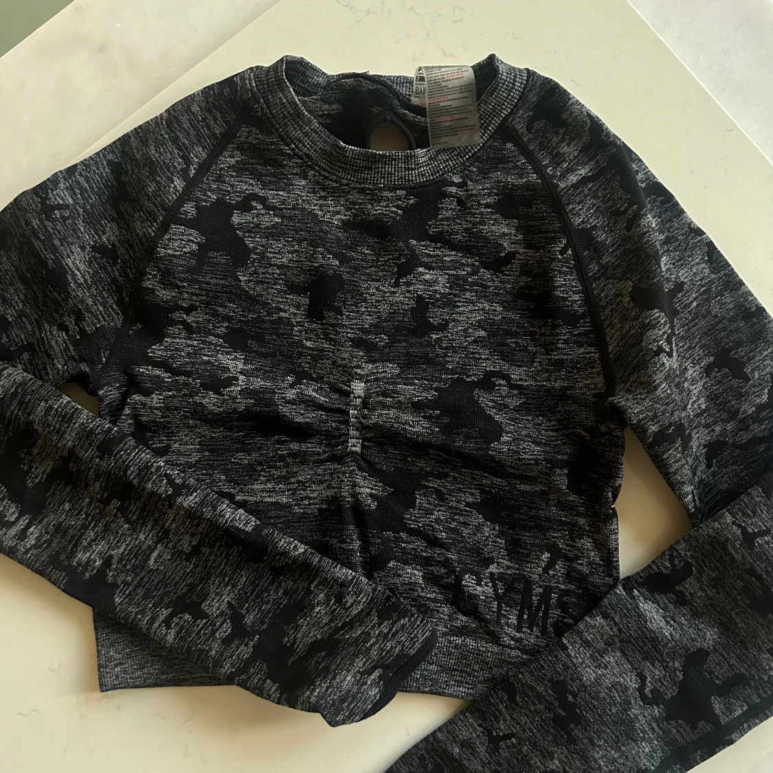 Svart camo träningströja från Gymshark - 37