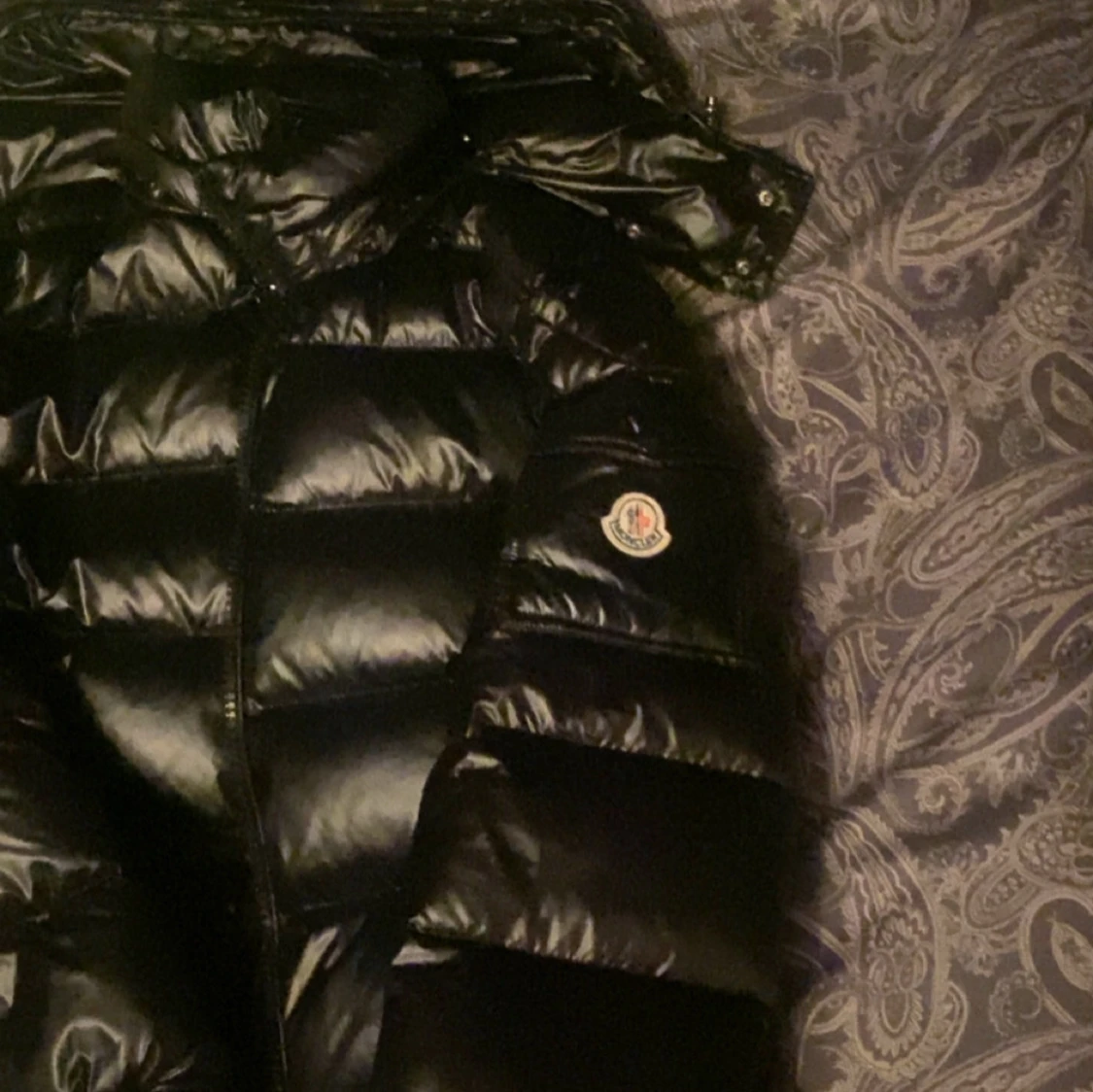 Svart pufferjacka från Moncler - 90