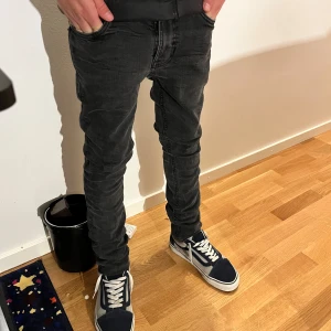 Nudie jeans🤔 söker byte💨 - Hej, jag söker jeans som är mindre W27 L32, jag tar gärna in, Tiger of Sweden, dond up, Jack and Jones och Nudies💨