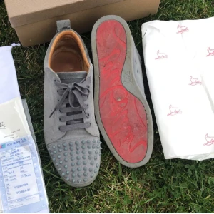 Loubs 45! - Säljer ett par feta loubs för billigt pris🙌 Bara skriva om ni har frågor🔥 Pris kan sänkas vid snabb affär🤩