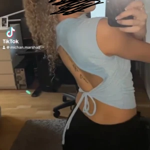 Söt topp - En superfin topp från Gina som jag köpte i våras, har använt två gånger🩷🩷