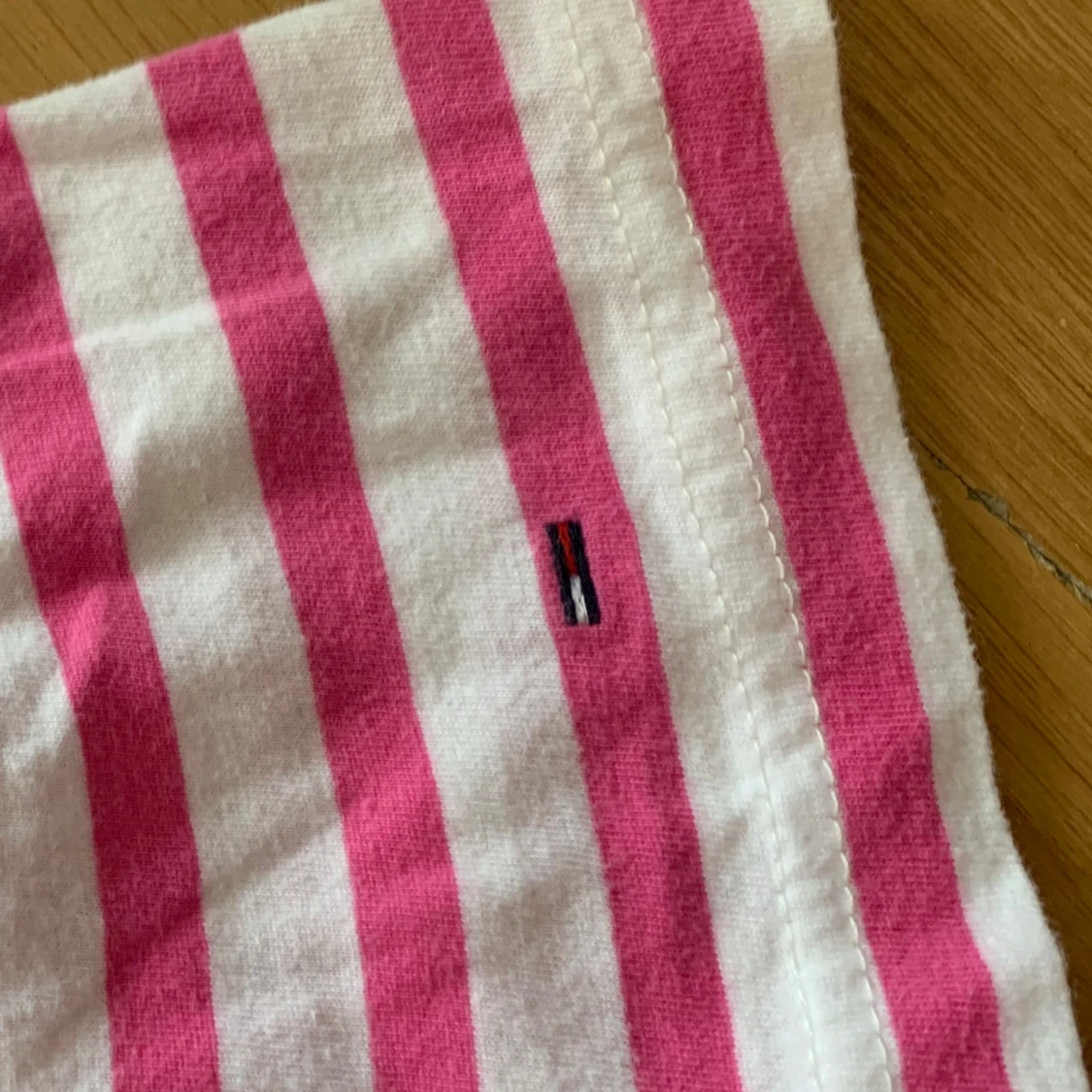 2st Tommy Hilfiger damtröjor!!! - 93