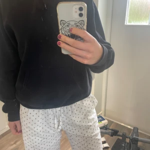 Discokula hoodie  - Säljer denna discokula Hoosiers från din vintage shop i storlek M. 