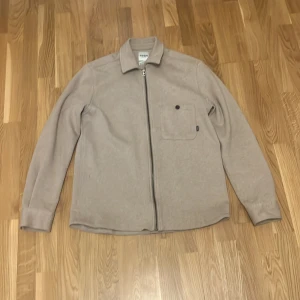 Dobber tröja - Säljer Dobber tröja i storlek S
