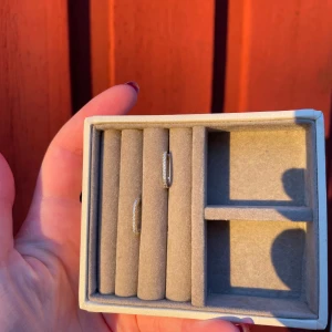 Olivia earrings  - 129kr per par🤍 JUST NU 50% RABATT gjorda i S925 sterling silver 