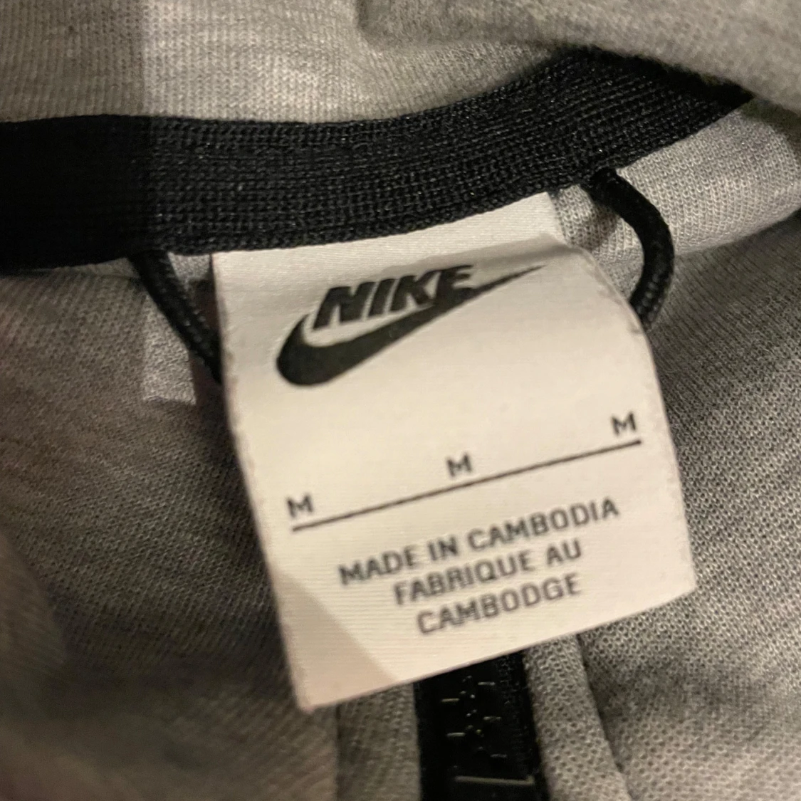 Grå nike tech från Nike - 2