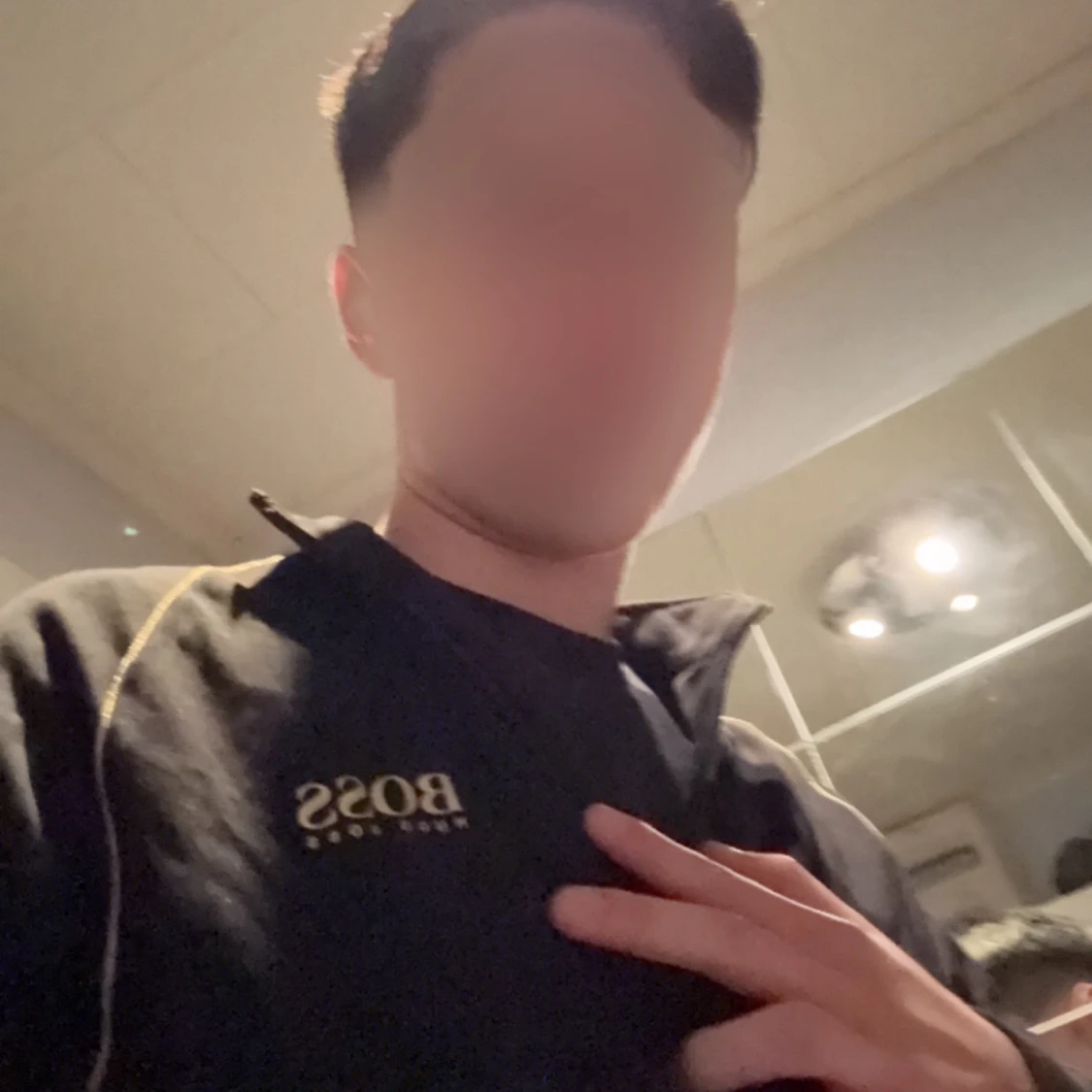 Svart tröja från Boss - 1