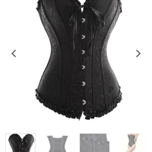 Korsett Toplady - Säljer min korsett från Toplady i storlek XS. Endast använd 1 gång