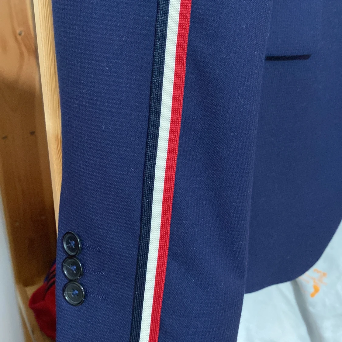 Hel kostym polo, oanvänd helt ny - 90