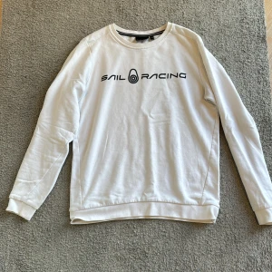 Sail Racing Tröja - Bra skick! Stl 150 och köpt ifrån hemsidan KidsBrandstore