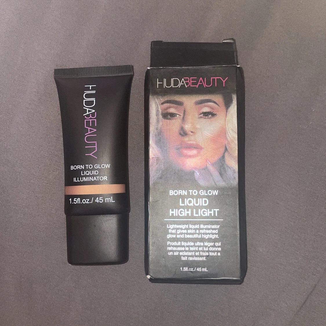 Huda Beauty Born to Glow Liquid Highlighter