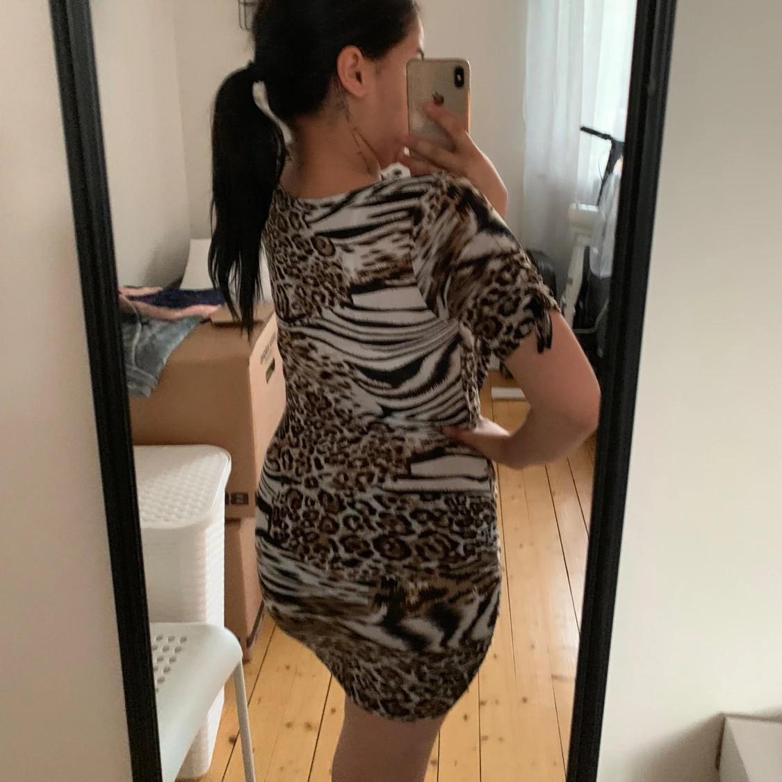 Leopardmönstrad kortklänning - 90