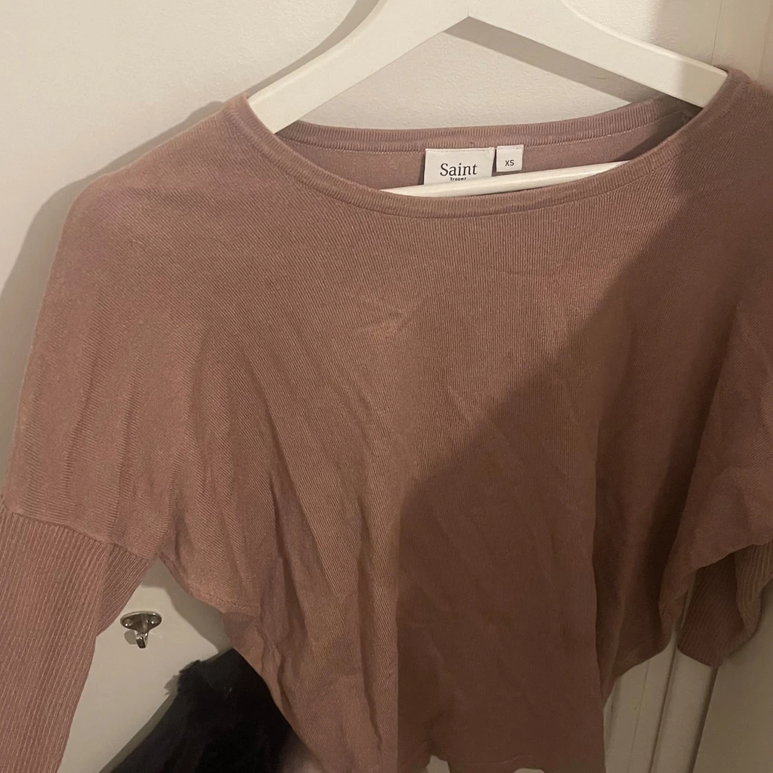 trekvarts ärmad tröja