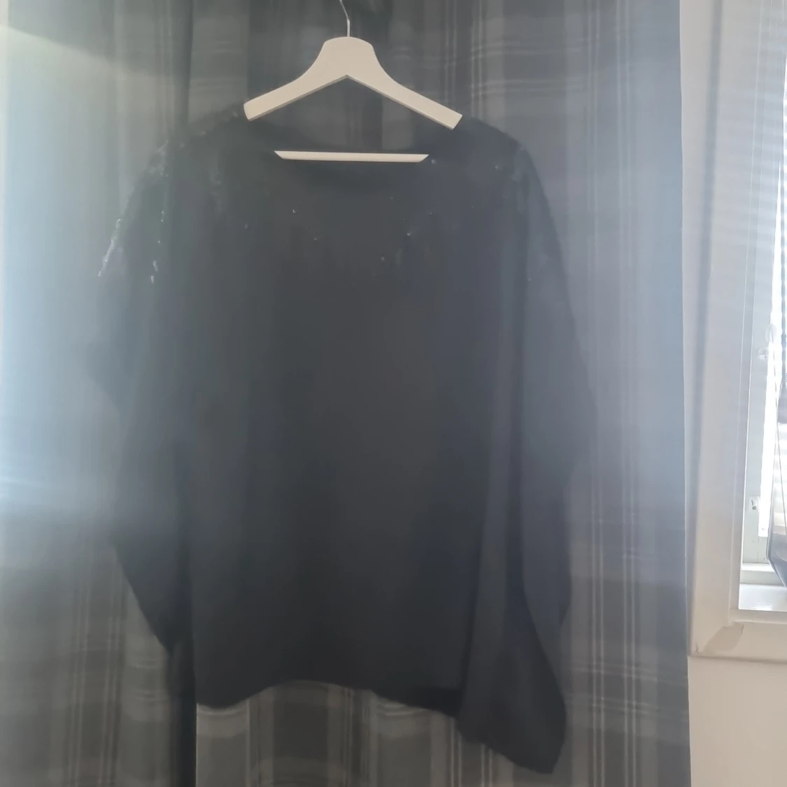 Svart tröja från KappAhl
