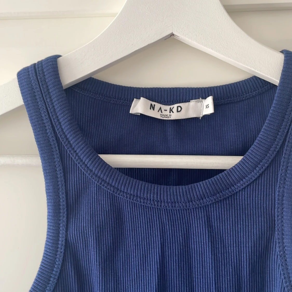 Linne från NA-KD i strl XS - 90