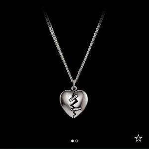 Marianilsdotter halsband - Skriv gärna prisförslag, köptes för 2495kr