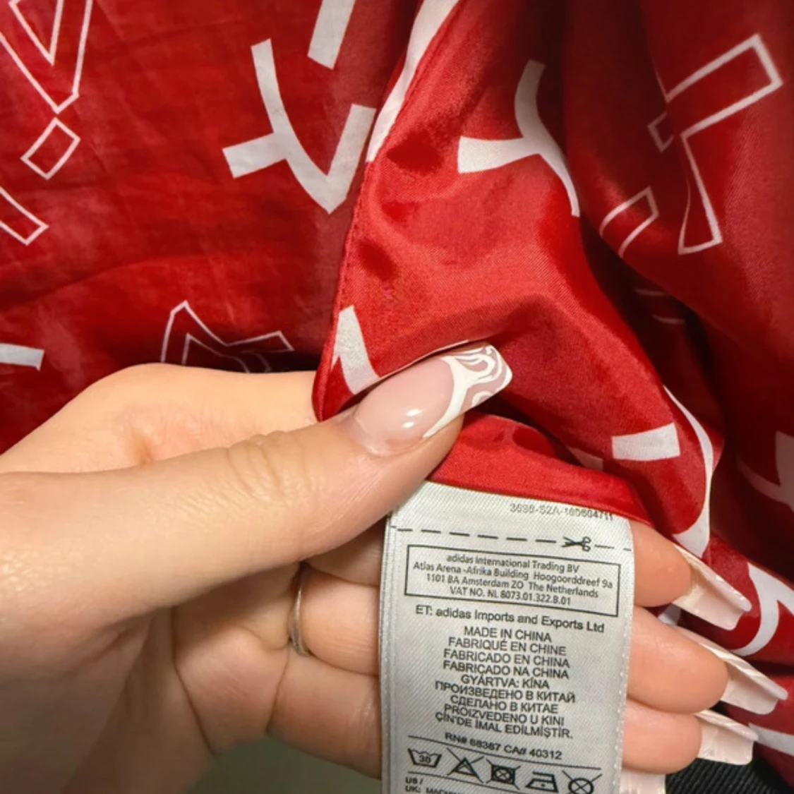 Svart jacka från Adidas x Pharrell Williams - 93