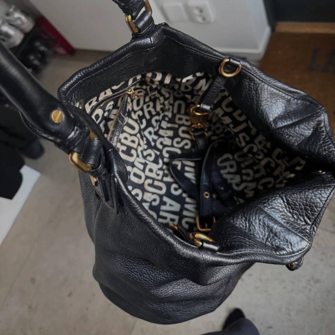 Svart skinnväska från Marc by Marc Jacobs - 91