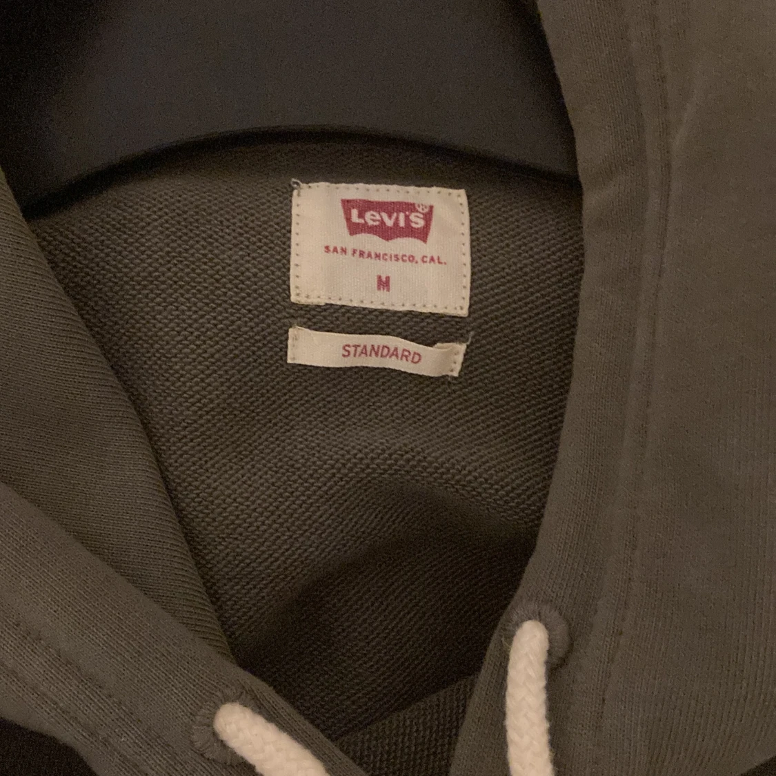 Grön hoodie från Levi's - 2