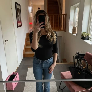 Body - Body i så fin grå/beige färg. Från Zara. Aldrig använd