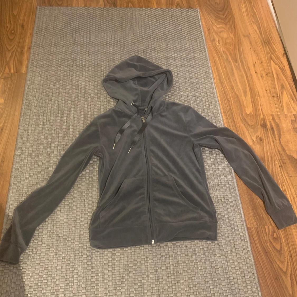 Mörkgrått mjukis-set - 1