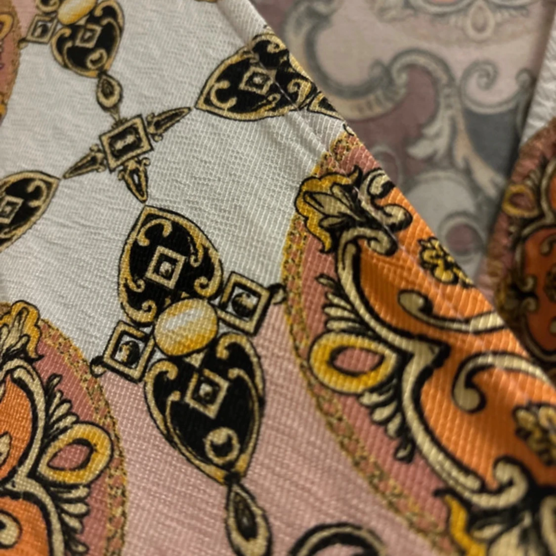 Mönstrad omlottopp från KappAhl - 4