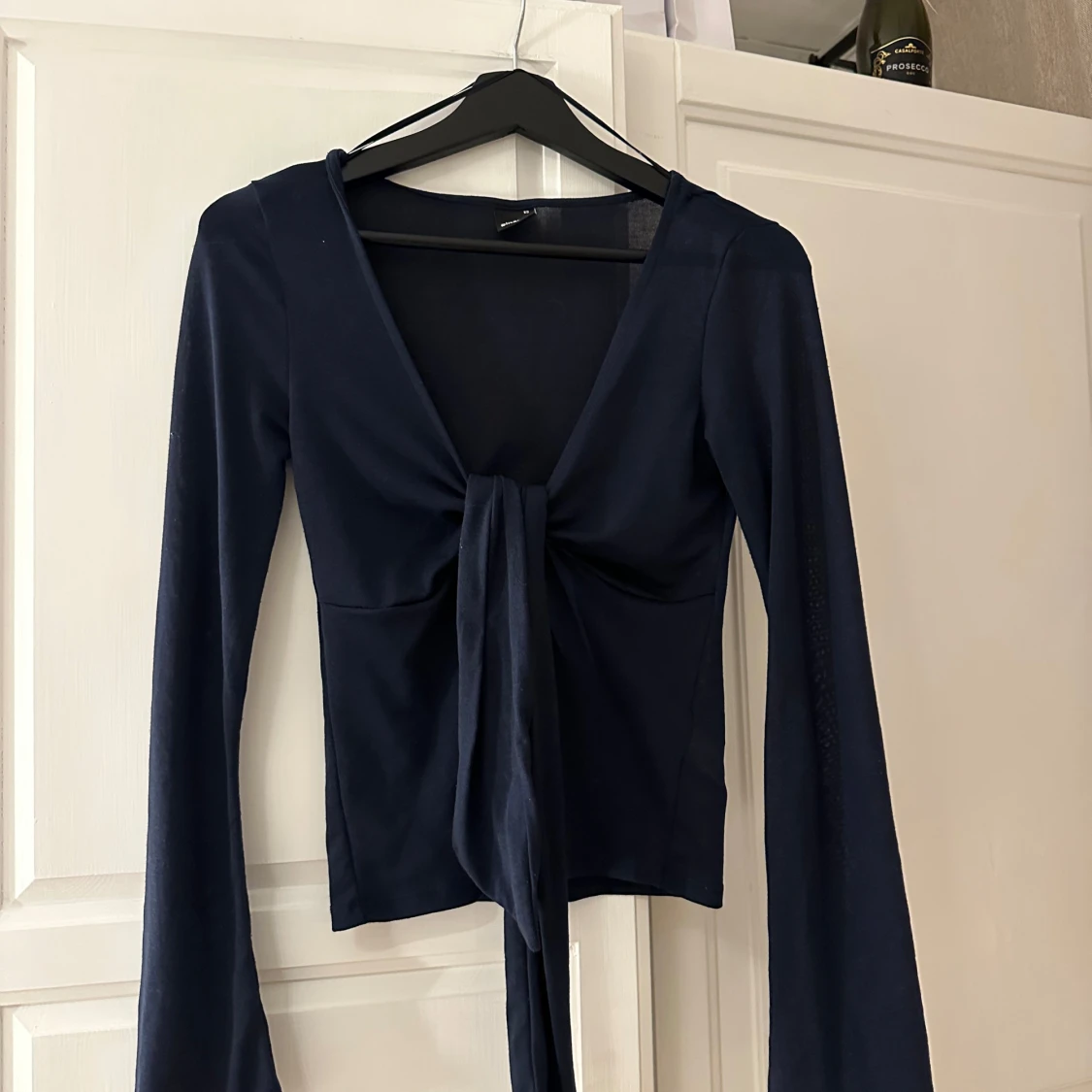 Mörkblå topp från Gina Tricot