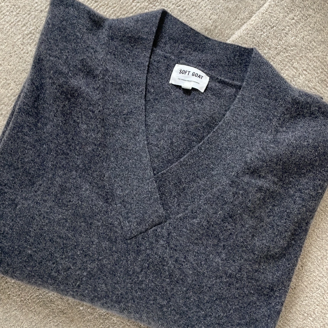Grå kashmirtröja från Soft Goat - 3