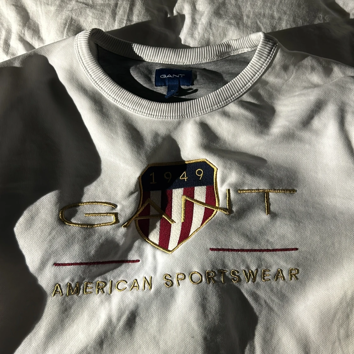 Vit sweatshirt från GANT - 2