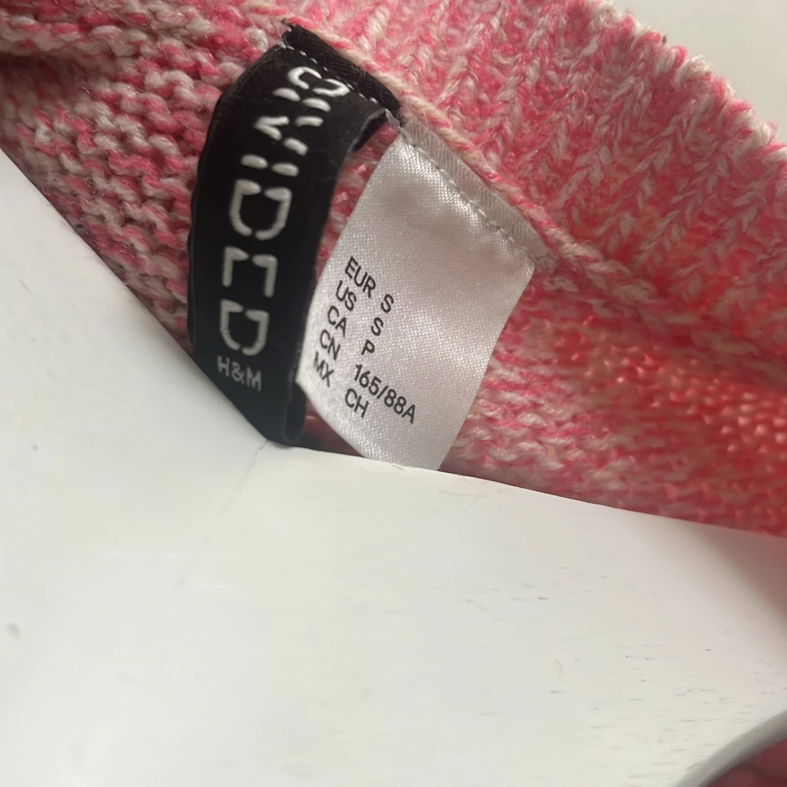 Rosa stickad tröja från Divided - 2