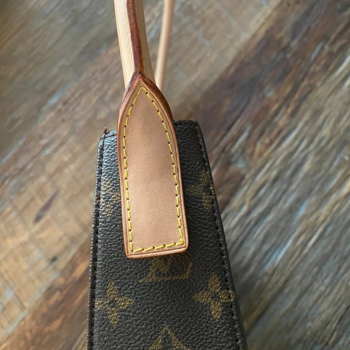 Annorlunda väska  - 3