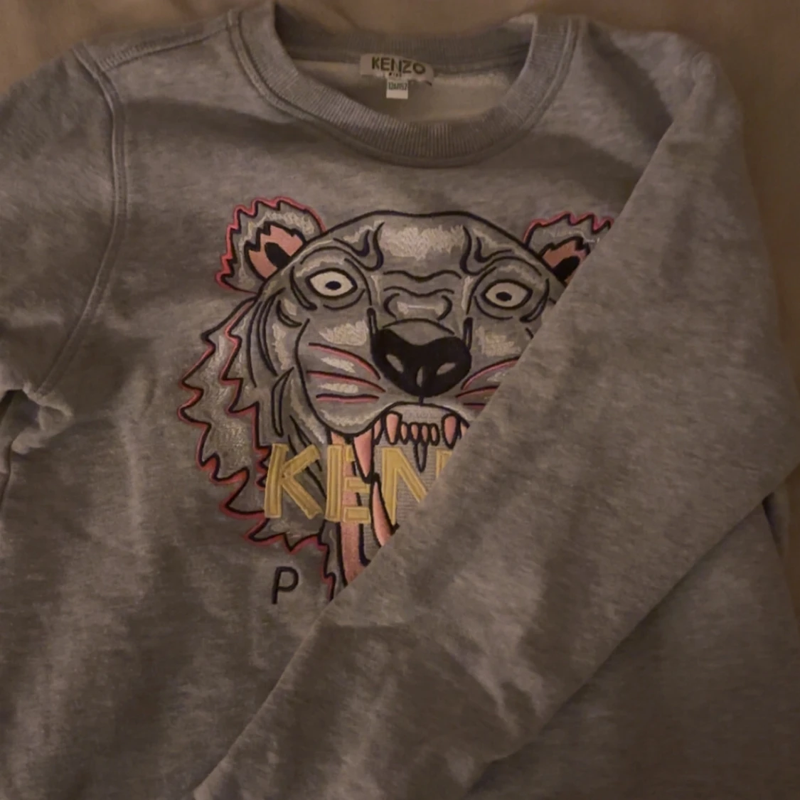 grå tröja ifrån kenzo