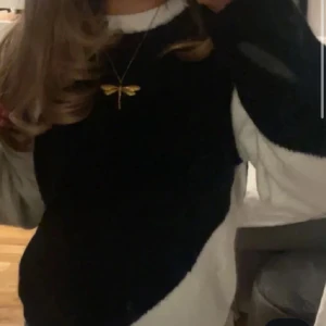 Gina tröja  - as söt tröja ! ✨❤️❤️