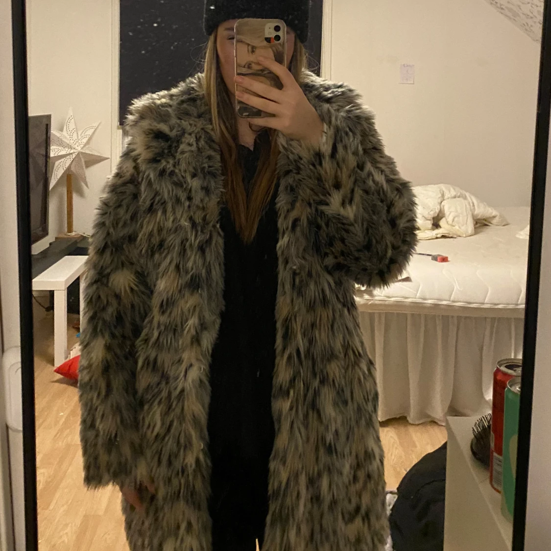 Grå pälsjacka från Ogeo Lion - 1