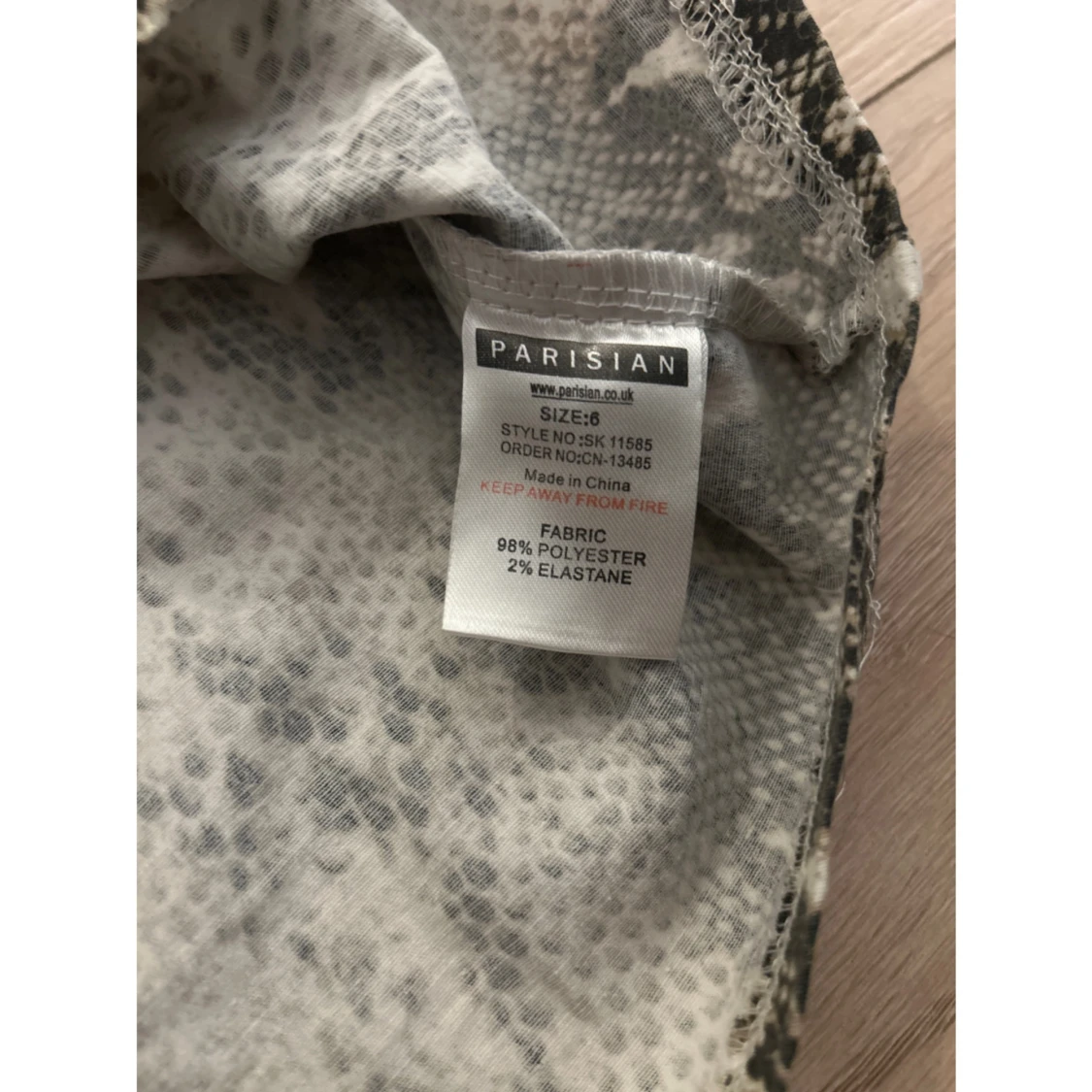 Ormmönstrad kortkjol, strl 34 - 4