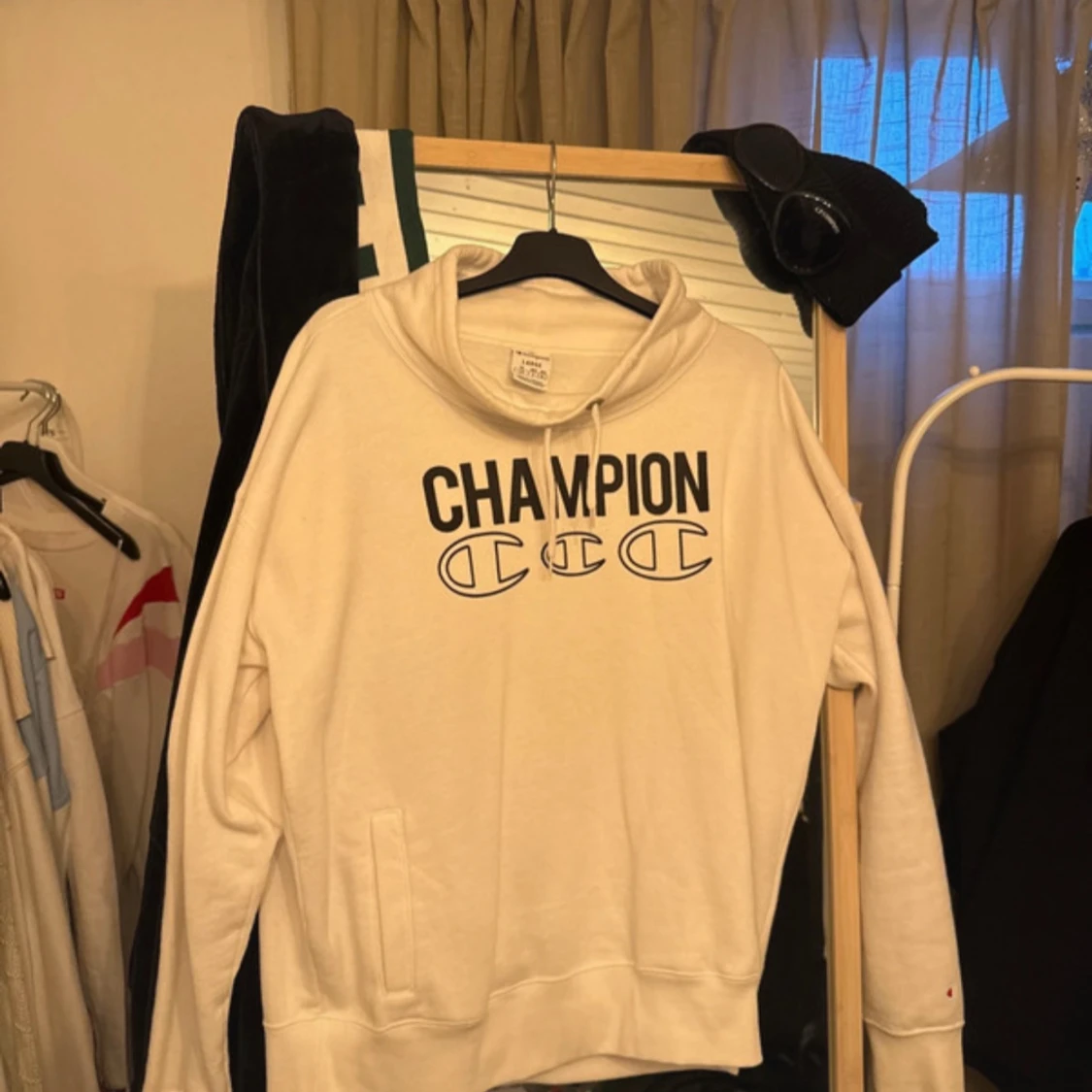 Vit hoodie från Champion