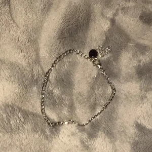 Fotlänk -  Jätte fin fotlänk ifrån ur&penn aldrig använd.Fick i någon överraskning påse.