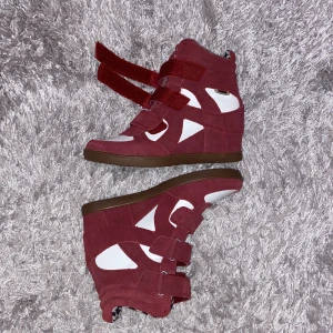 Isabel marant? - Jätte snygga skor som liknar Isabel marant!  Perfekta för både vardag och fest!