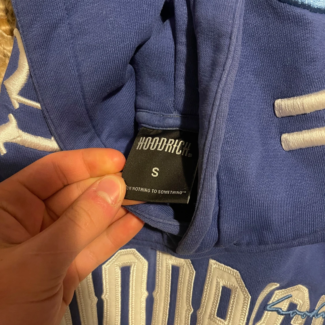 Blå hoodie från Hoodrich - 90