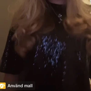 glitter topp💕 - söljer denna as fina svarta glittertopp💕nyskick