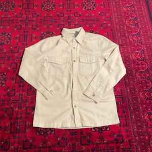 Tröja  - Helt nytt tröja 