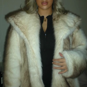  pälsjacka -  Onesize!